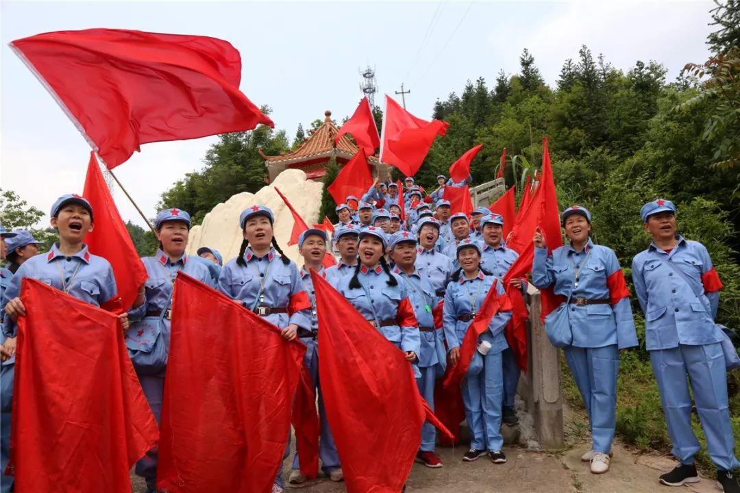 持卡免費 | 本周新線路！ “濟寧人游濟寧”旅游惠民直通車帶你追憶紅色歲月！