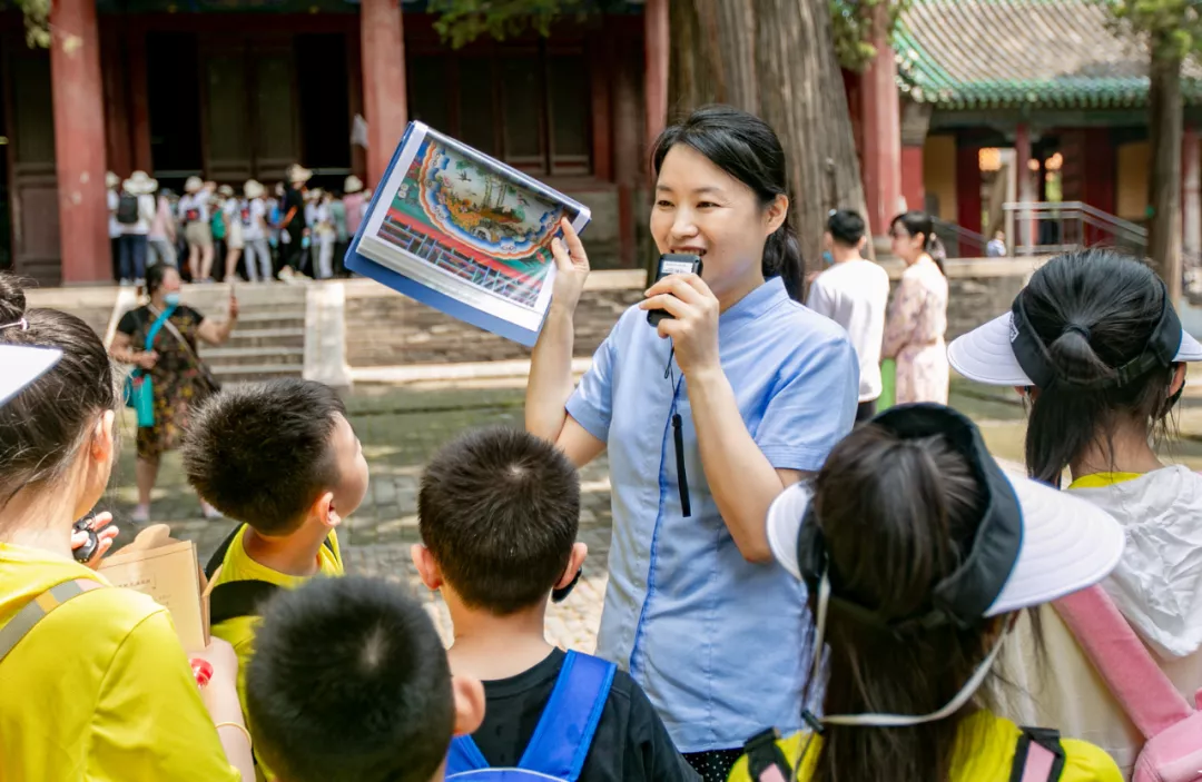 濟(jì)寧孔子文旅集團(tuán)三孔文旅有限公司朱芬榮登國家文旅部 “金牌導(dǎo)游”名單